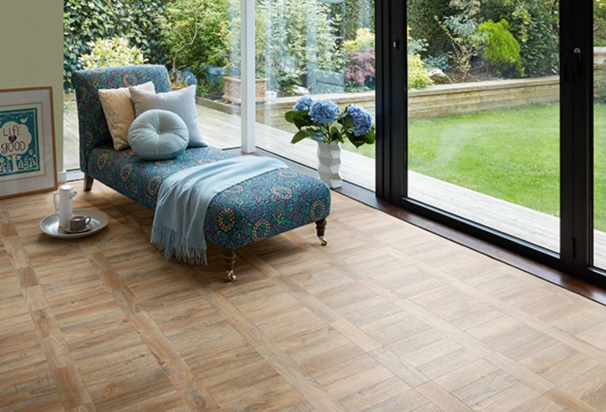 Polyflor | Luxury Vinyl Tiles | Camaro Wood PUR